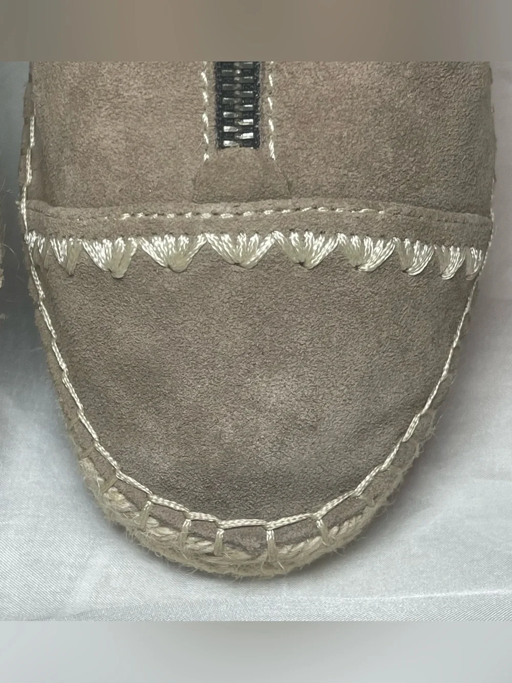 Patricia Nash Eva Taupe Suede Front Zip Espadrille Flat Shoes Size 9